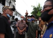Tindak Lanjut Laporan Warga, Dewan Tinjau Bangunan Tak Sesuai IMB di Lamteumen Timur