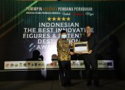 Bupati Aceh Besar Terima Penghargaan Indonesia Innovative Figures Award 2020
