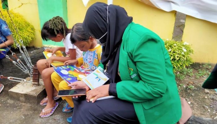 Mahasiswa KKN Unimal Bersama Perpustakaan Keliling Langkat Membut Pojok Baca