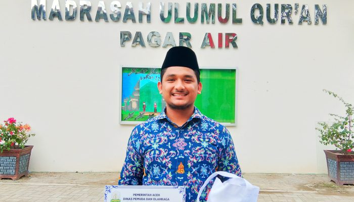 Santri Dayah MUQ Pagar Air Terima Penghargaan Pemuda Berprestasi Tahun 2020