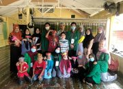 Mahasiswa KKN Unimal Melakukuan Kegiatan Pembuatan Face Shield Bersama anak-anak di Hagu Teungoh