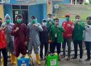 Mahasiswa KKN Unimal Kelompok 250 Bersama PMI Melakukan Penyemprotan Disinfektan