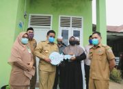 Wali Kota Serahkan Bantuan Rumah kepada Warga Kurang Mampu