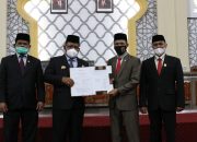 Disetujui oleh Seluruh Fraksi, DPRK Banda Aceh Sahkan APBK Tahun 2021