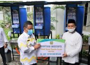 Dukung Penerapan Prokes, Wali Kota Banda Aceh Serahkan 72 Unit Wastafel Portable
