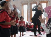 Dyah Erti Hibur Murid PAUD di Pedalaman Aceh Tengah