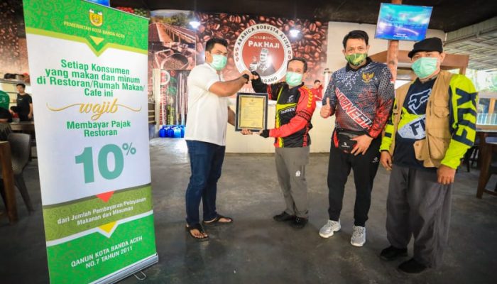 Gojak: Gowes Sosialisasi Pajak Ala BPKK Banda Aceh