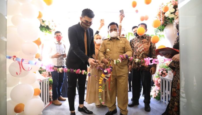 Wali Kota Resmikan Albezits Clinic, Bertaraf Internasional