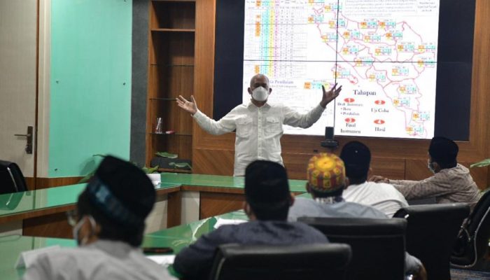 Anggota Majelis Akreditasi Dayah Presentasi Kerja Kepada Sekda Aceh
