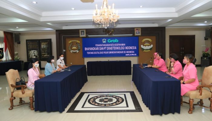 Peringati Hari Kartini, Bhayangkari dan PT Grab Menandatangani MoU Digitalisasi UMKM se-Indonesia