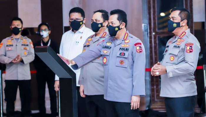 Lauching SP2HP Online, Kapolri: Semoga Tidak Ada Lagi Sumbatan Komunikasi