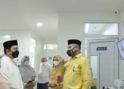 Pasien Covid-19 Ikut Takbir Idul Fitri dari Balik Dinding Rumah Sakit