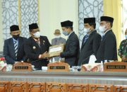 Dewan Terima Raqan Pertanggungjawaban APBK Banda Aceh Tahun Anggaran 2020