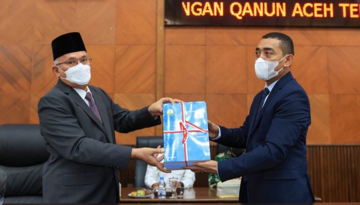 Sekda Sampaikan Rancangan Qanun Aceh Tentang Pertanggungjawaban Pelaksanaan APBA Tahun Anggaran 2020