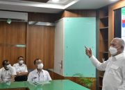 Pejabat Struktural 12 SKPA Paparkan Buku Kerja di Depan Sekda Aceh