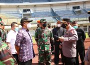 Tinjau Vaksinasi di Bandung, Panglima dan Kapolri Berharap Program Vaksinasi Presiden 1 Juta 1 Hari Tercapai