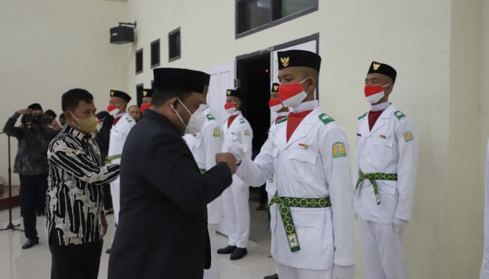 Sekdakab Aceh Besar Kukuhkan Anggota Paskibraka Tahun 2021