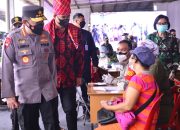 Tinjau Vaksinasi Serentak 31 Titik di Sumut, Kapolri Pastikan Target Presiden Jokowi Tercapai