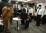 Kadisdik Aceh Lantik Drs. M. Akbari AR, MA sebagai Korwas Aceh Periode 2021-2024