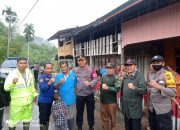 Simeulue Diguyur Hujan, Kapolres Turun ke Lokasi Dan Gelar Dapur Umum