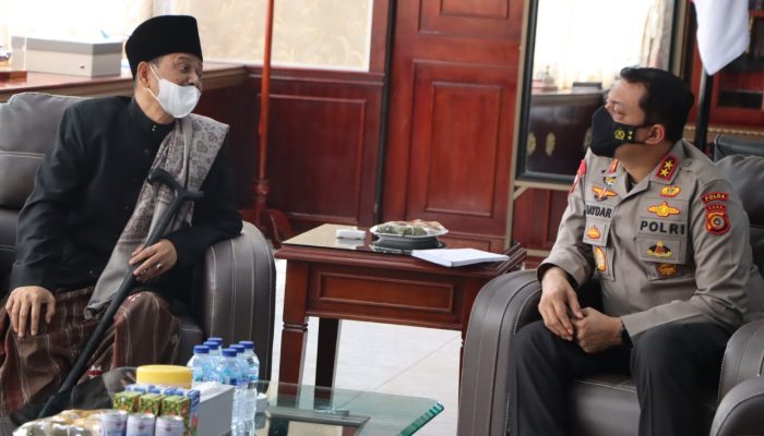 Abi Lampisang Silaturahmi ke Polda Aceh