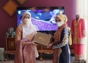 Kunjungi Kriya Sriwijaya, Begini Kata Ketua Dekranasda Aceh