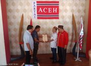 Mualem SK-kan Toke Wir sebagai Ketua DPW PA Banda Aceh bersama Bunyamin