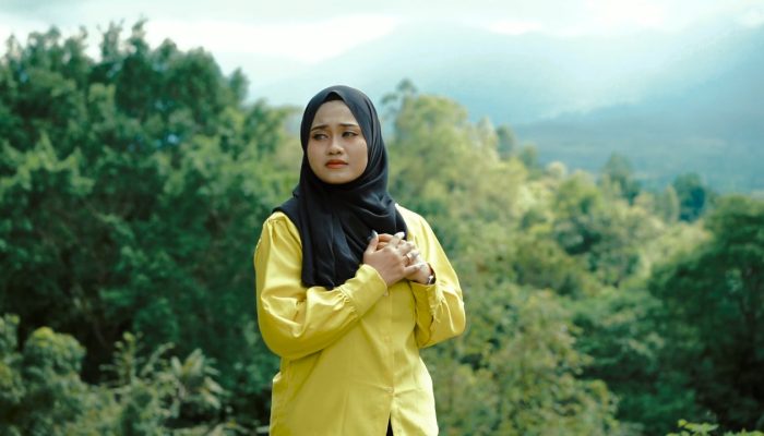 Ami Rahmi Luncurkan Single Terbaru ‘KUTAMA’