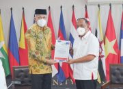 Gubernur Nova Serahkan Usulan Rencana Pembangunan Venue PON Aceh-Sumut ke KONI Pusat