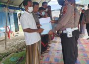 Dirlantas Polda Aceh Serahkan Bantuan Untuk 13 Korban Kebakaran Rumah di Aceh Tengah