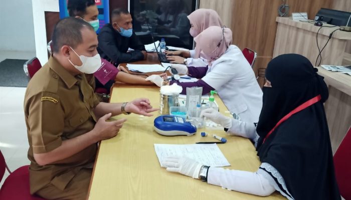 ASN Dinas Kebudayaan dan Pariwisata Aceh Donor 53 Kantong Darah