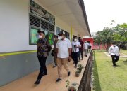 Kadisdik Dampingi Sekda Aceh Semangati Guru Terpencil