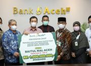 Bank Aceh Salurkan Zakat Karyawan Rp2,2 Miliar