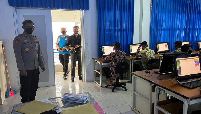 Pelaksanaan Ujian CAT Akademik Calon Bintara Polri, Ditinjau dan Dicek Karo SDM Polda Aceh