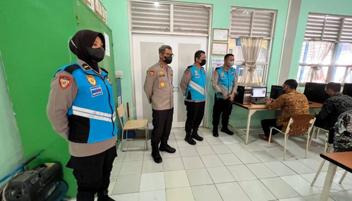 Pelaksanaan Ujian CAT Akademik Calon Bintara Polri, Ditinjau dan Dicek Karo SDM Polda Aceh