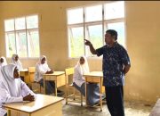 Kadisdik Minta Guru dan Tendik Tetap Bersyukur Meski Ditempatkan di Sekolah Terpencil