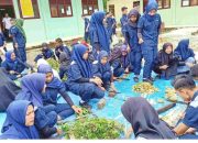 SMKN 1 Lokop Ciptakan Pupuk Cair Organik