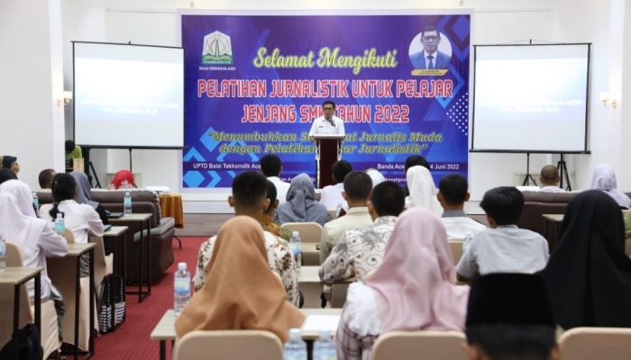 Siswa SMK Dibekali Ilmu Jurnalistik Dasar