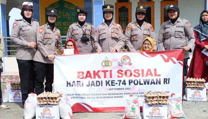 Dalam Rangka Hari Jadi ke 74 Polwan RI, Polwan Aceh Tengah Gelar Bakti Sosial