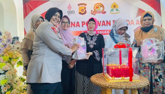 Dalam Rangka Hari Jadi Polwan RI ke 74, Polwan Polda Aceh Gelar Kegiatan Sosial