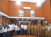Pj Bupati Aceh Besar Sambut BPK RI Untuk Pemeriksaan Kinerja Terkait Pengelolaan Sampah