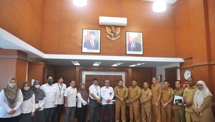 Pj Bupati Aceh Besar Sambut BPK RI Untuk Pemeriksaan Kinerja Terkait Pengelolaan Sampah