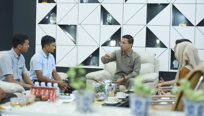 Sambangi Dewan, Ketua DPRK Ajak Pemuda Inovatif dan Kreatif