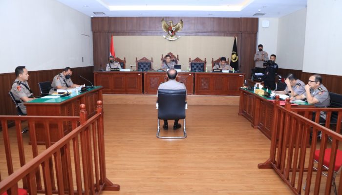Polri PTDH Eks Kapolres Bandara Soetta