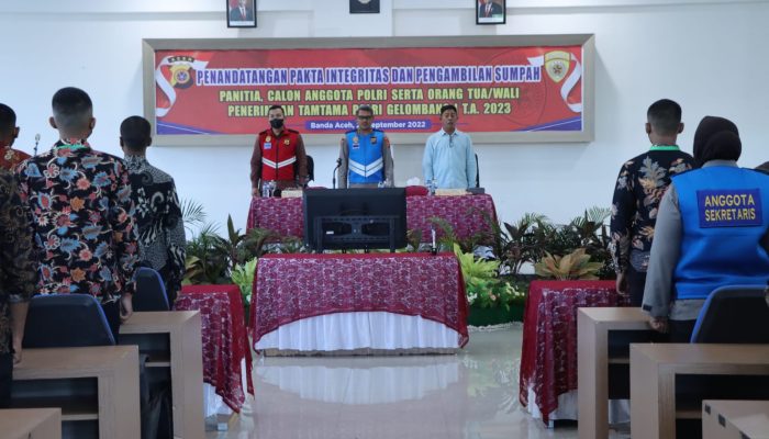 Sebanyak 270 Casis Tamtama Tandatangan Pakta Integritas dan Diambil Sumpah