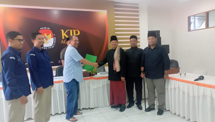 Tgk H. Ahmad Tajuddin Ketum Partai Gabthat Apresiasi Kerja KIP Aceh
