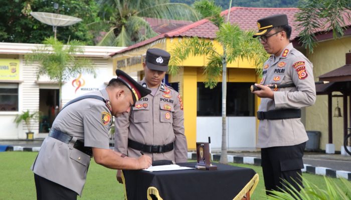 Kapolres Aceh Selatan Sertijab 2 PJU Dan 2 Kapolsek