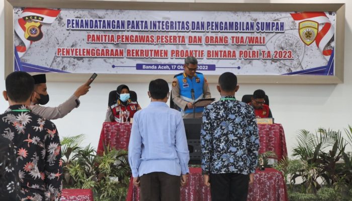 Penyelenggaraan Rekpro Bintrara Polri di Polda Aceh Tandatangani Pakta Integritas Dan Pengambilan Sumpah