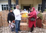 Reses, Anggota DPRK Musriadi Serahkan Bantuan Peralatan kerja Pelaku IKM dan UMKM
