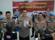 Awak Media Turut Ikut Donor Darah Dalam Rangka Hut Ke 71 Humas Polri